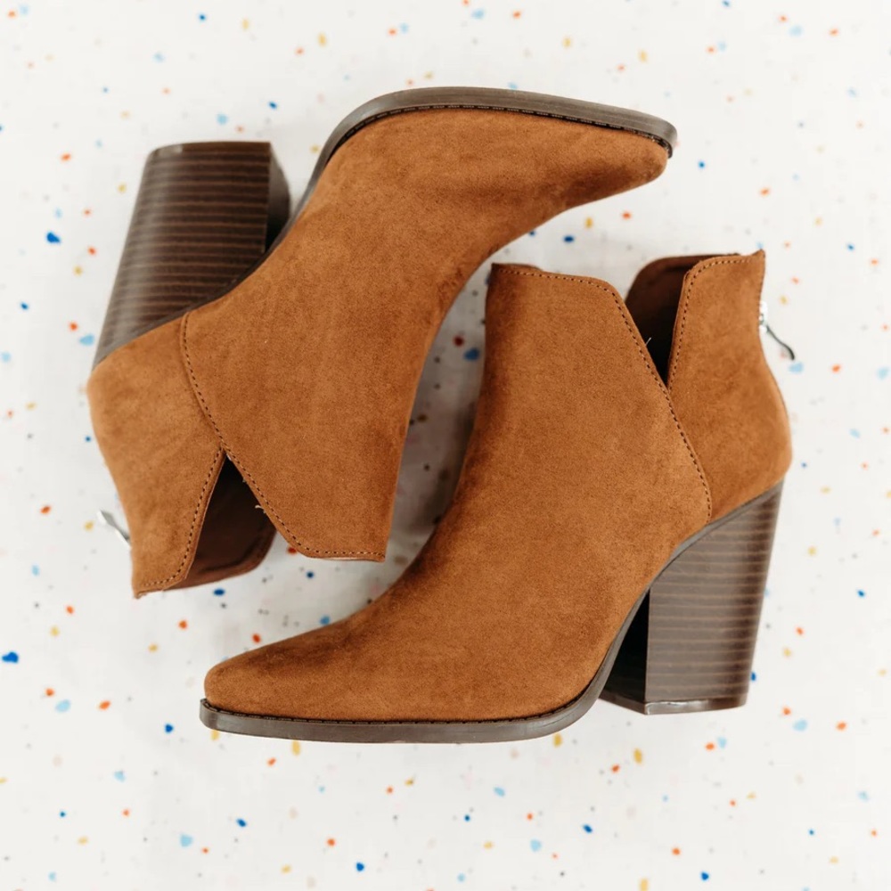 Chestnut Booties Suede - Picture 3 of 3